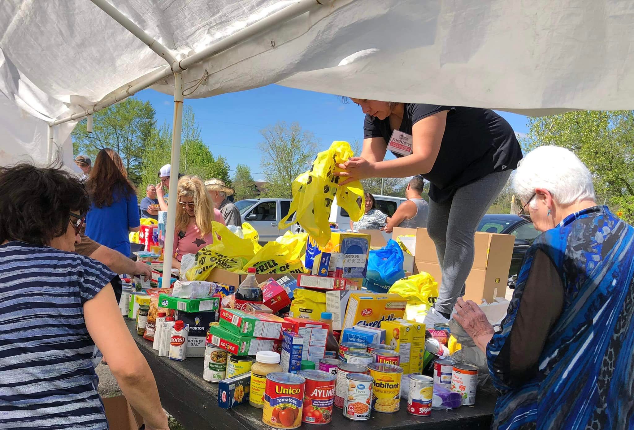 New Credit Fellowship Centre collected nearly 6000 lbs of food donations