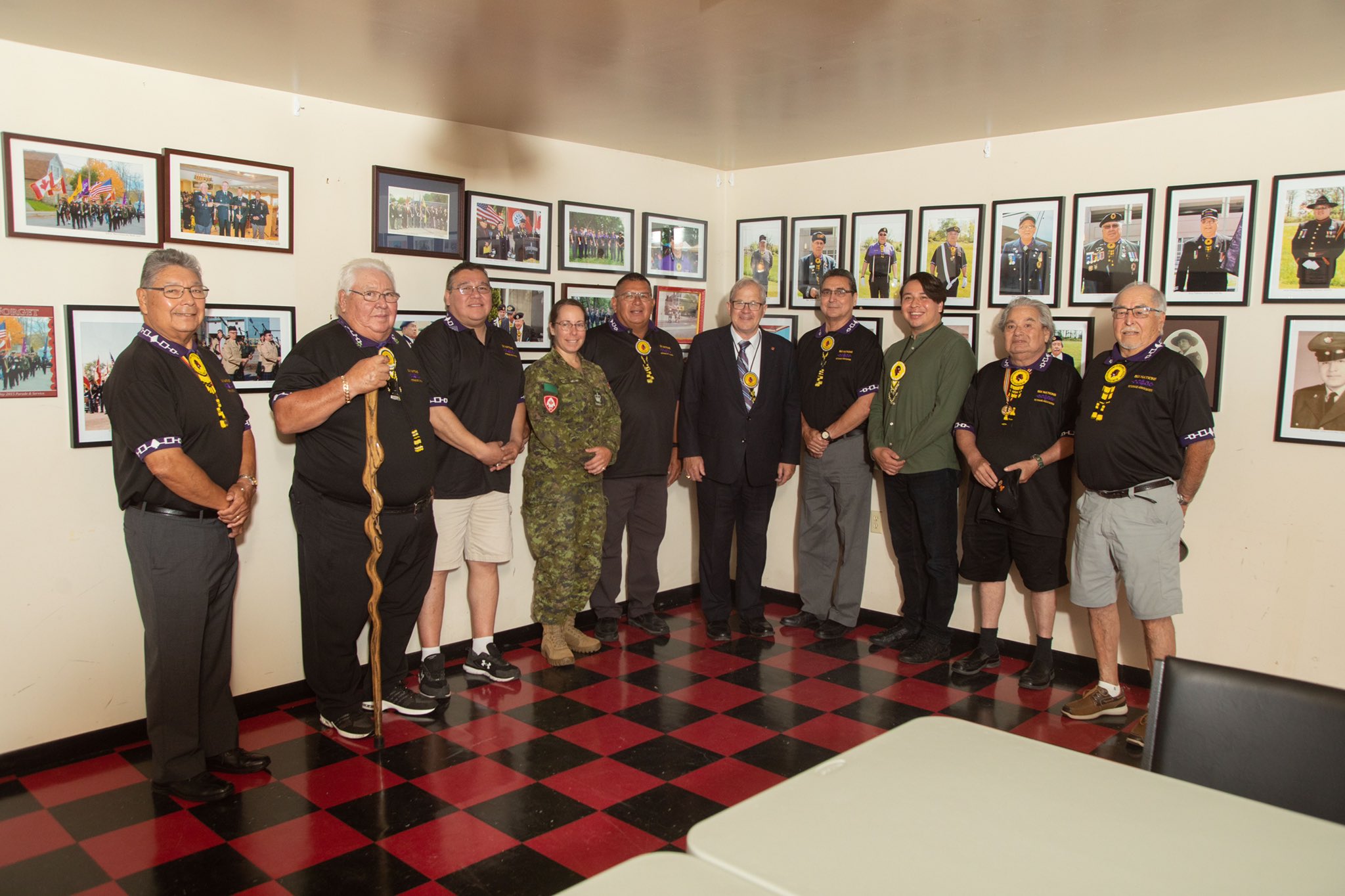 Veterans Affairs Minister meets with Six Nations