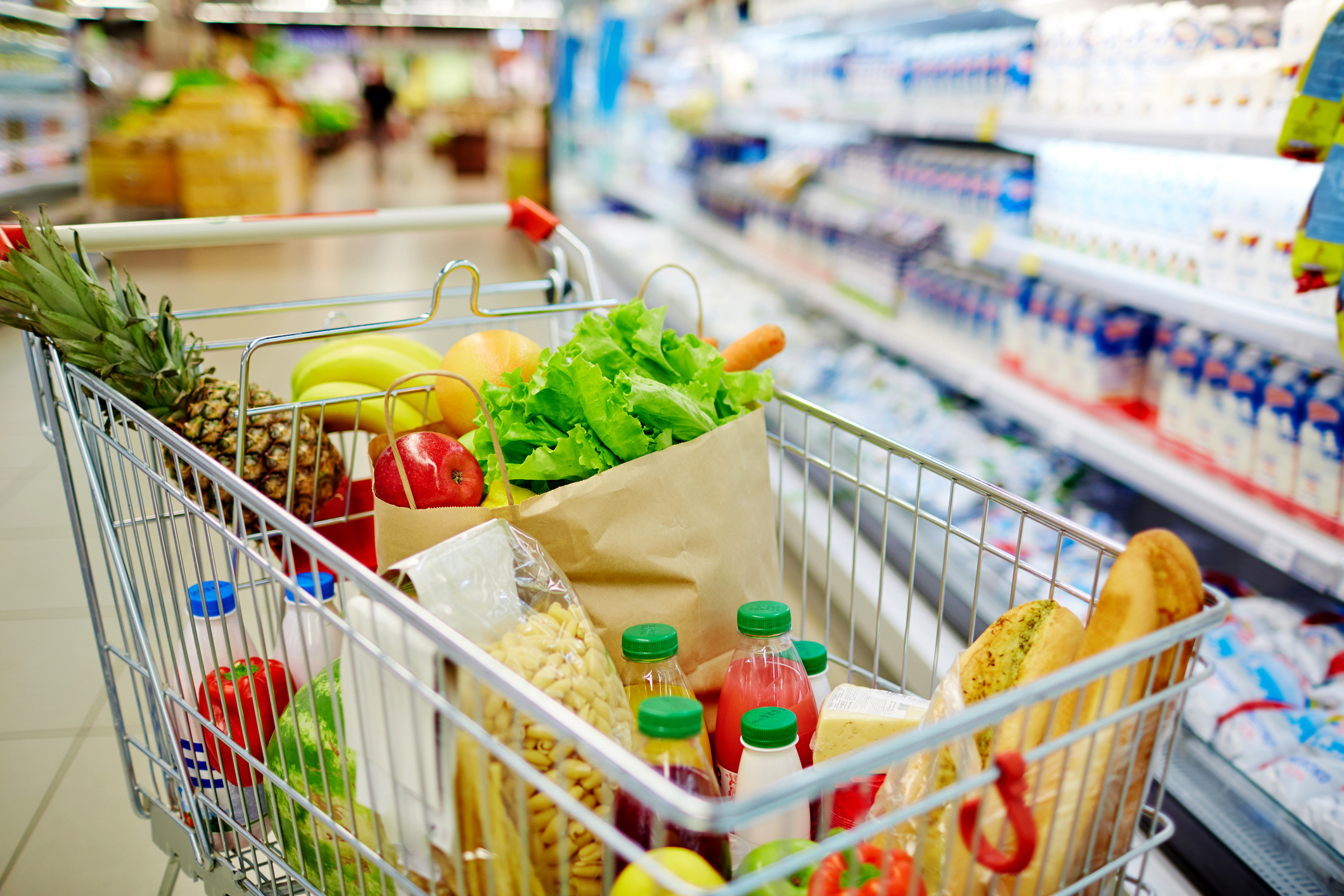 Canadian families will pay $1,065 more for groceries in 2023, report says