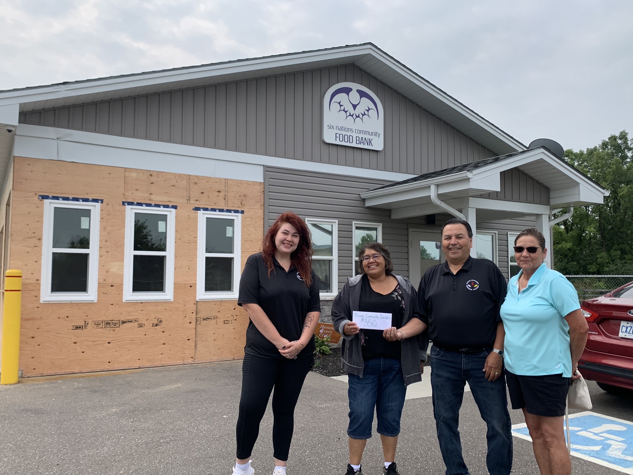 Local families donate to Six Nations Food Bank